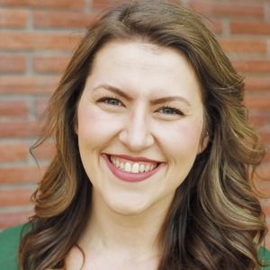 Meet your Posher, Stacy